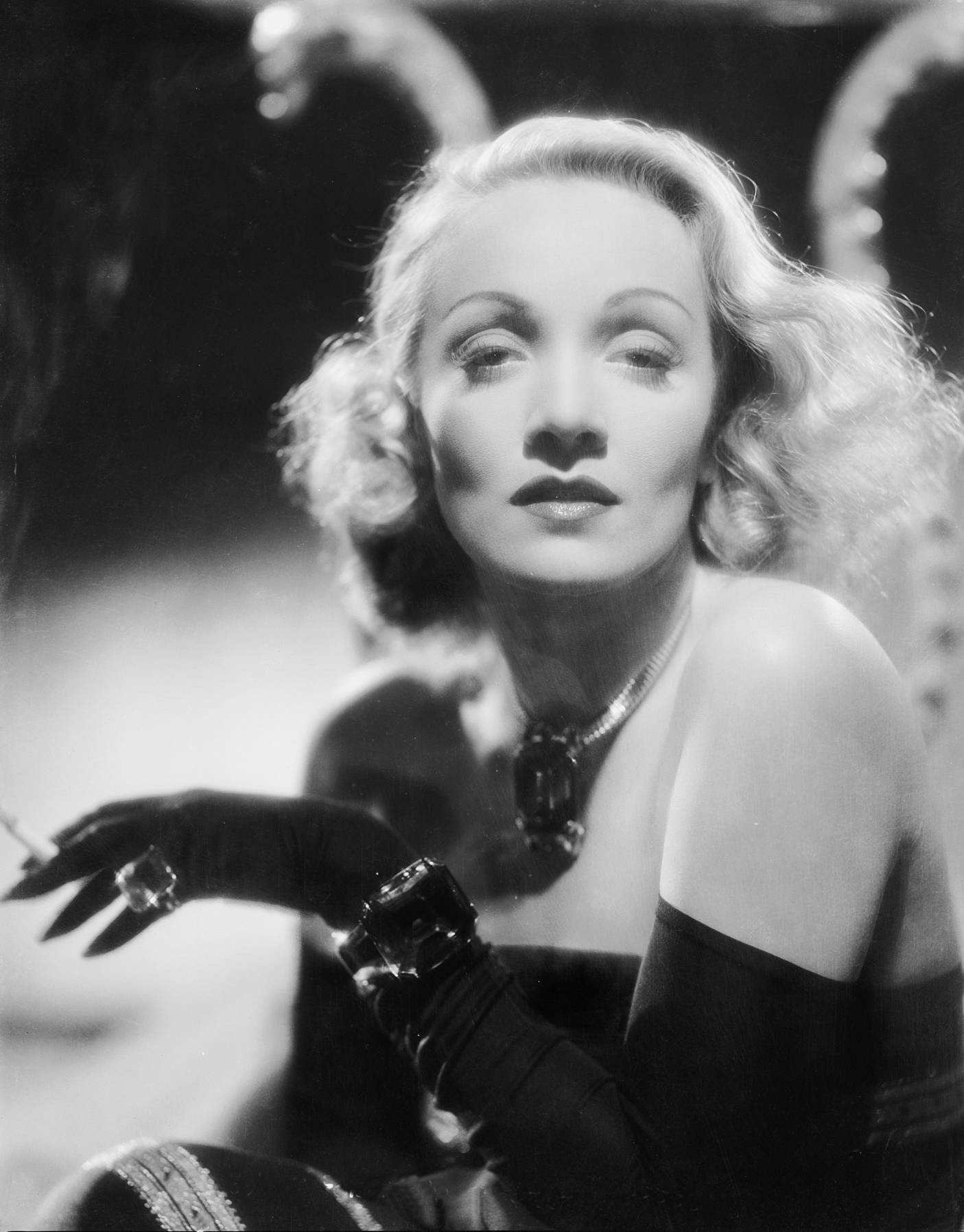 Marlene Dietrich Hd Wallpapers 7wallpapers Net Images, Photos, Reviews