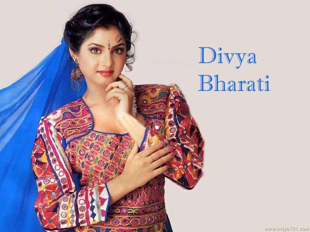 Divya Bharti HD Wallpapers 