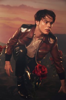 Charlie Heaton For mobile
