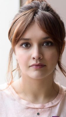 Olivia Cooke Wallpapers